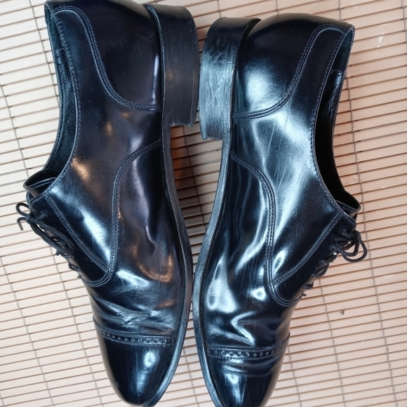 Florsheim men\'s black leather cap-toe Oxford sz 12D. 20.1pm main image 4